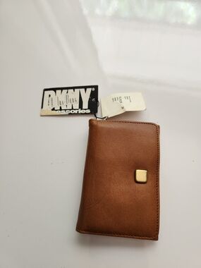 New Vintage Light Brown Leather Wallet DKNY Original Antique Gift Collector Rare